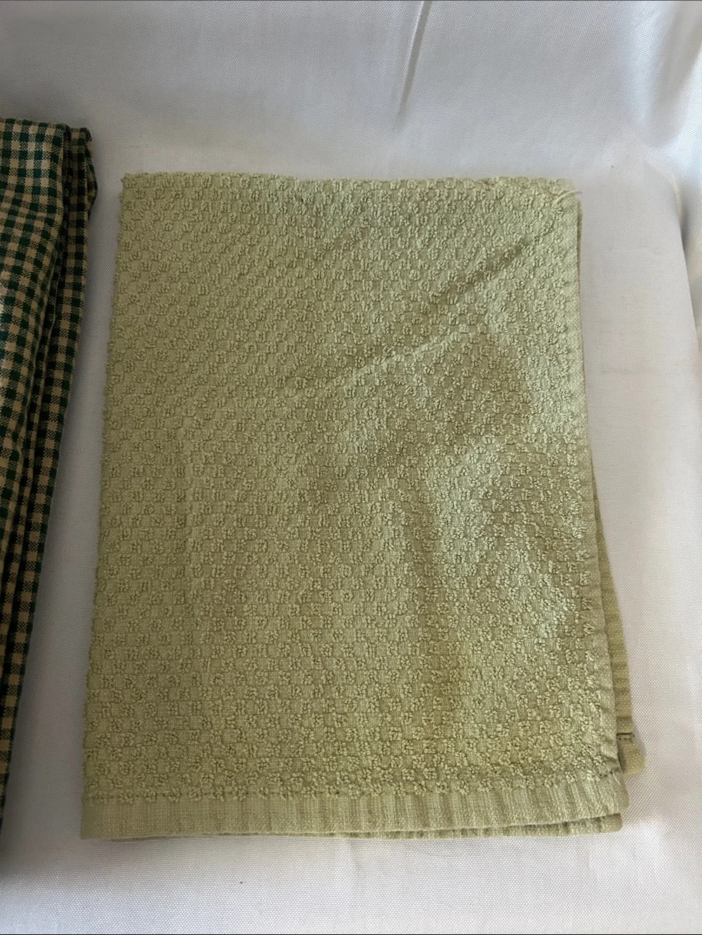 Sonoma primitive-style green/tan checkered hand towel set appliqué ghost